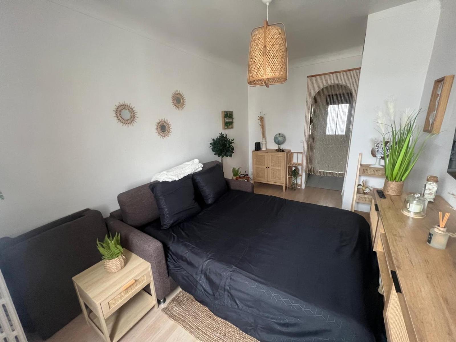 Charmant Appartement Aux Portes De Paris - 2Pax Saint-Ouen  Luaran gambar